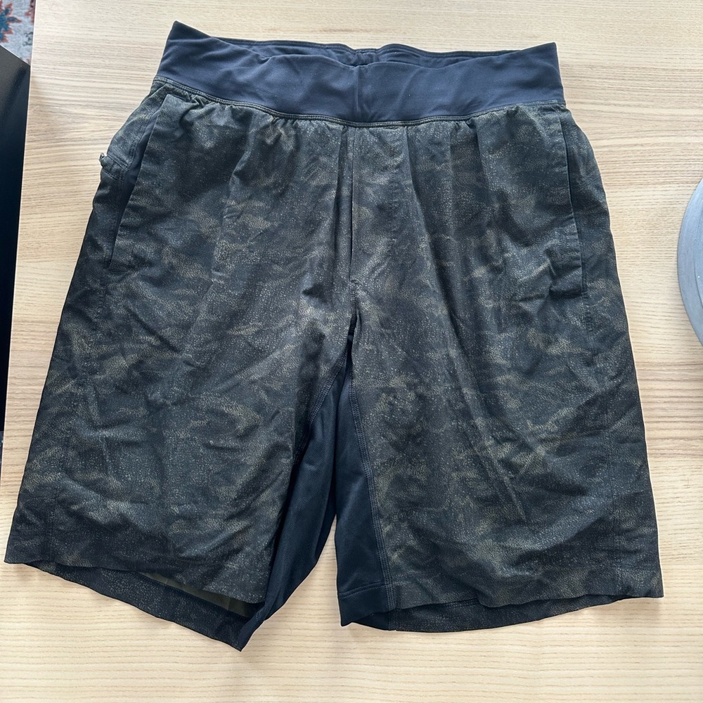 Lululemon Black & Green Camo Shorts